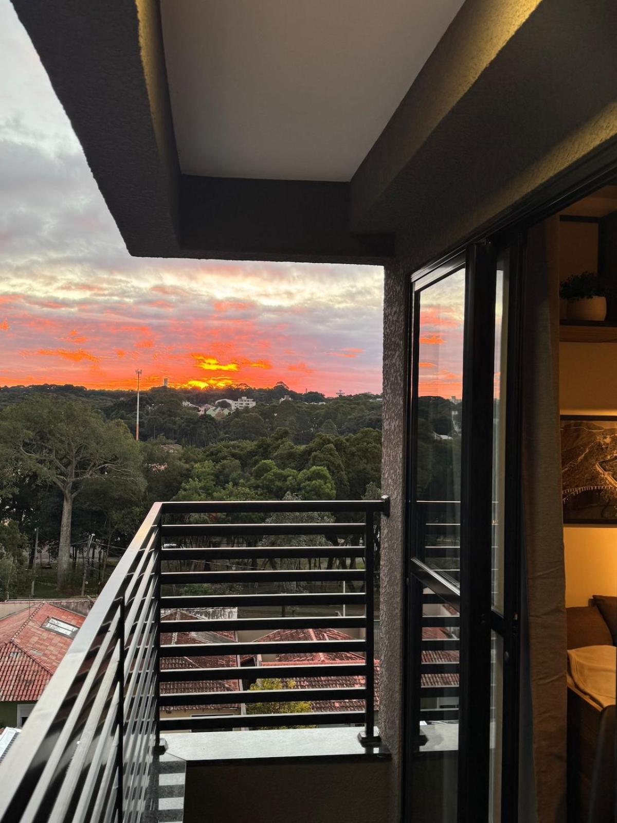 O Melhor Do Ecoville Com Sacada - Novinho! Apartamento Curitiba